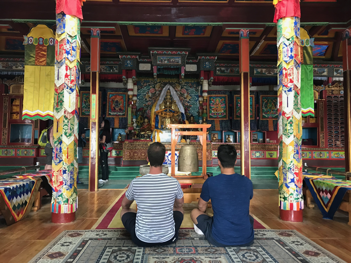 Photo 3: Méditation au temple